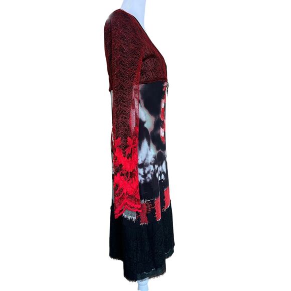 Save the Queen Italy Art Print Lace Sleeve Dress Red Black Long Sleeve Y2K L - Picture 3 of 8